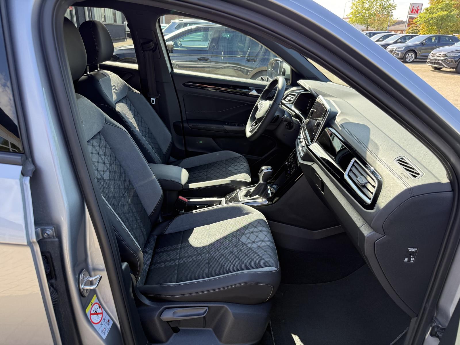 Volkswagen T-Roc R-Line,18-Zoll,IQ-Drive,R.Kam,Kessy,Side., миниатюра 25
