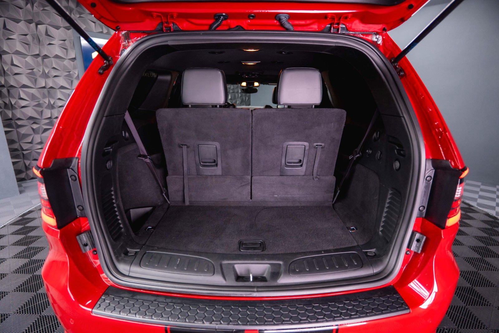 Fahrzeugabbildung Dodge Durango 3.6 V6 R/T 4x4 Night SRT Styling LPG 19%