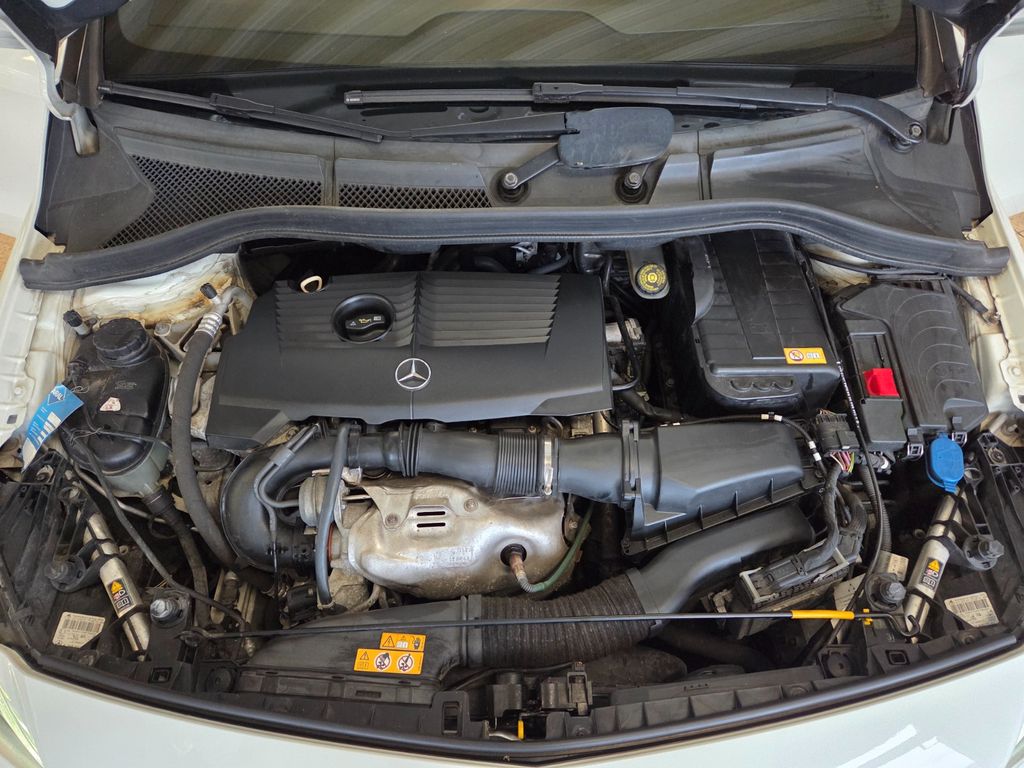 Mercedes-Benz B 180 B B 180 BlueEFFICIENCY HU AU NEU – Ansicht 17