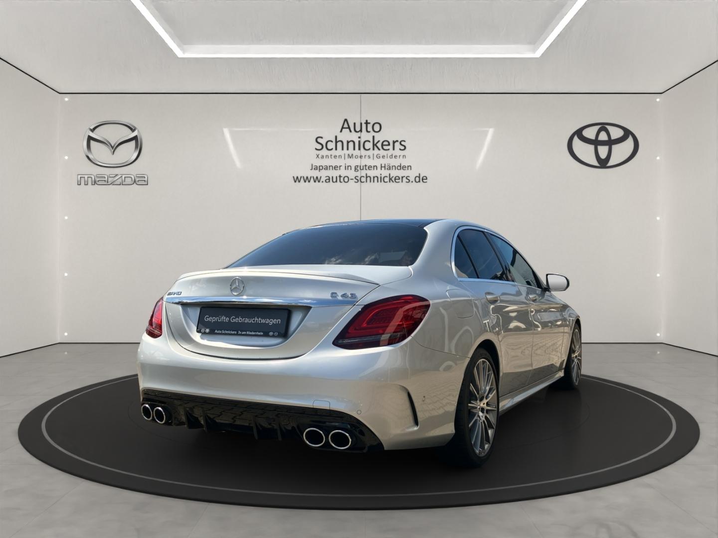 Mercedes-Benz C 43 AMG 4Matic+PANO+NAV+BURMESTER !!
