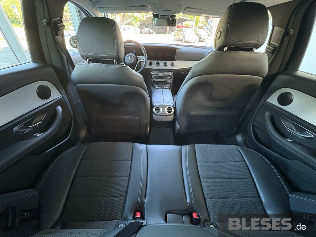 MERCEDES-BENZ E 220 – Bild 9