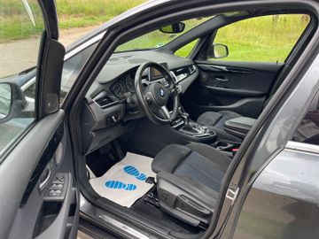 BMW 220 - 9