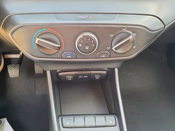 Bild 7 Hyundai i20 1.2 Smart - SHZG,R.KAMERA,T.OMAT,APPLE