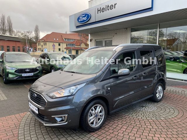 Ford Tourneo Connect 1.5 EB Titanium / AHK+Navi+Pano.