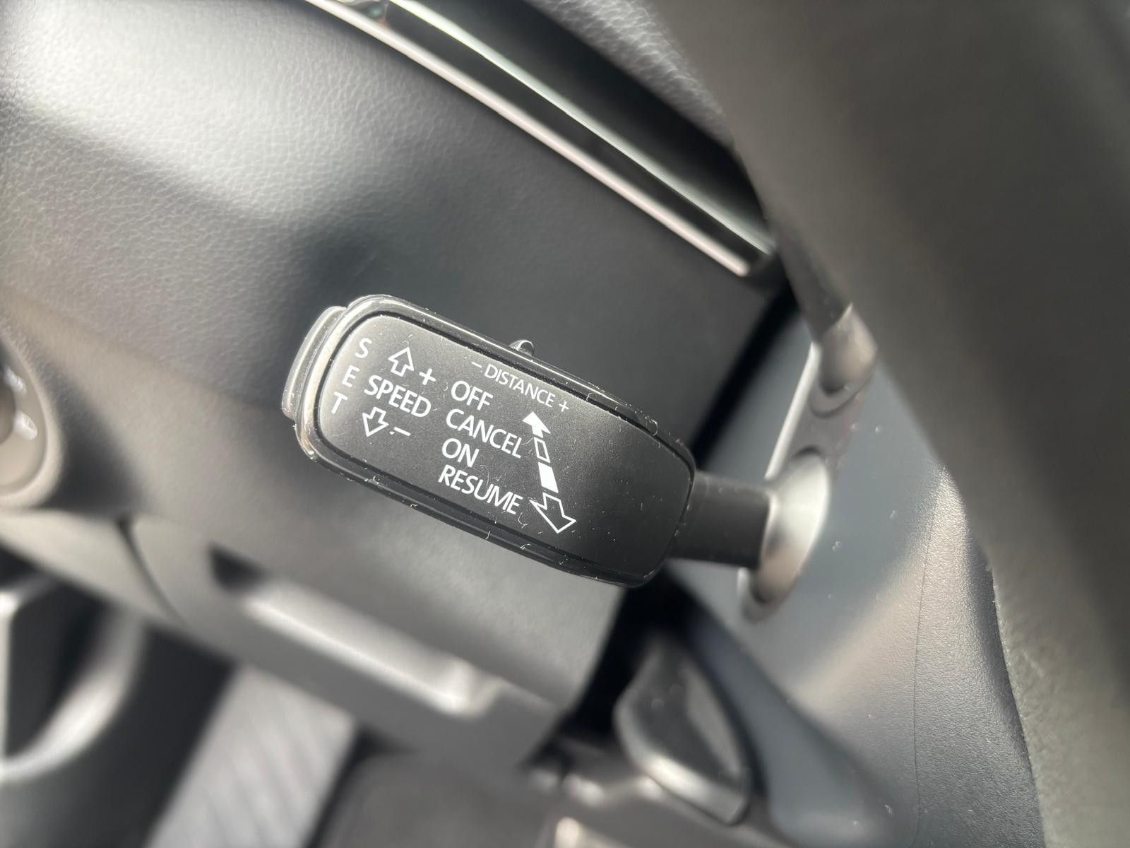 Fahrzeugabbildung SKODA Karoq SportLine 4x4-ACC-PANO-VIRTUAL-KAM-SHZ-LED