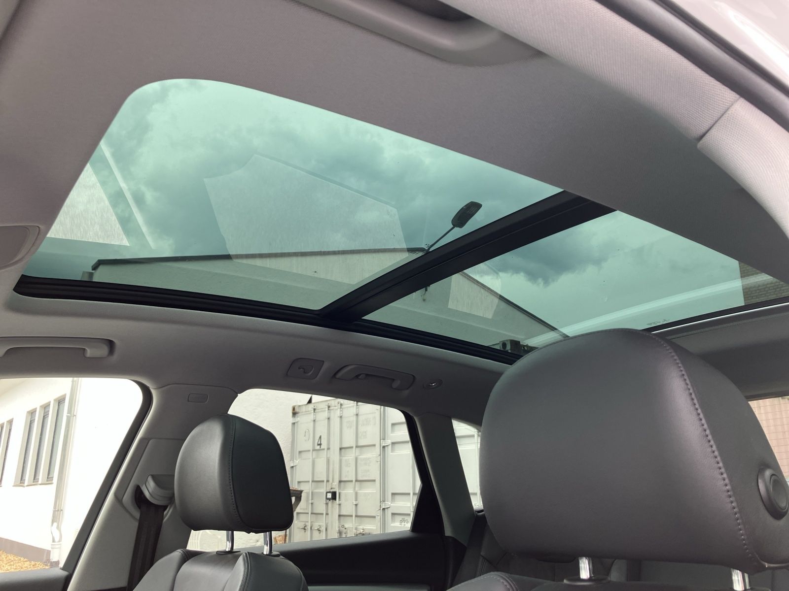 Fahrzeugabbildung Audi Q5 40 TDI quattro S-Line Matrix Navi ACC STHZ SH