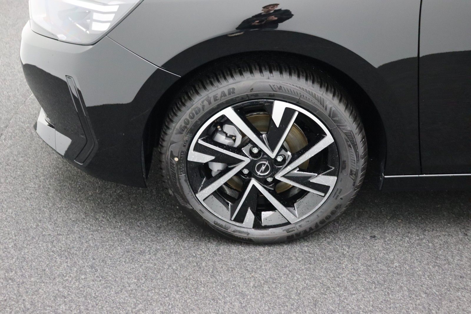 Fahrzeugabbildung Opel Corsa F 1.2 Edition M-Hybrid/LED/DAB/AppleCP/SH