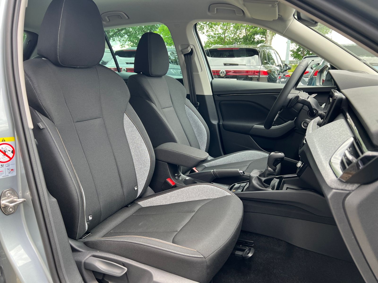 Fahrzeugabbildung SKODA Kamiq Balance 1.0 TSI DSG *Black Style,AHK,Matri