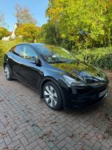 Tesla Model Y Allradantrieb, Anhängerkupplung - Tesla Model Y in Essen