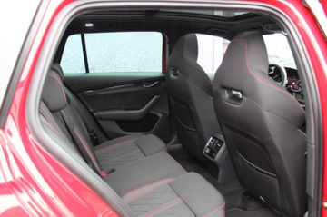 Fahrzeugabbildung SKODA Octavia Combi RS First Edition Pano ACC Memory