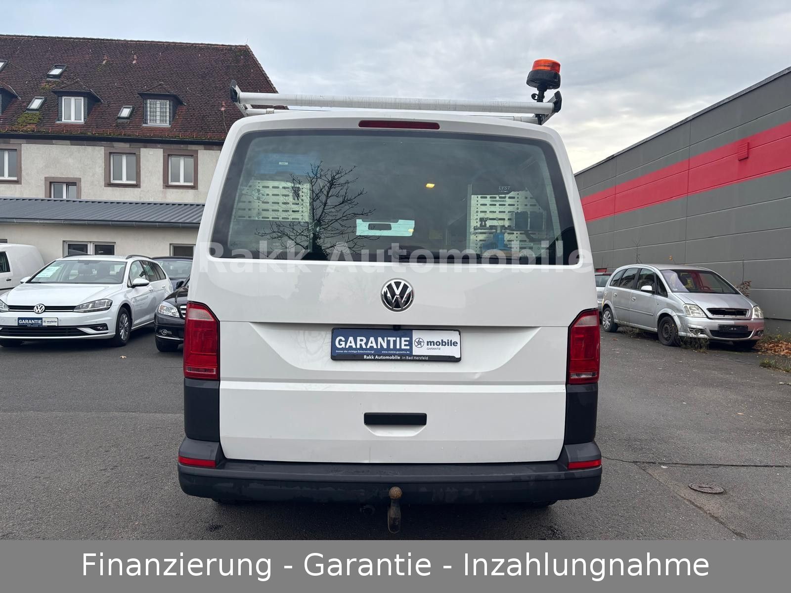 Fahrzeugabbildung Volkswagen T6 Transporter 2.0 TDI Kasten lang-STDHZ-AHK-NAV