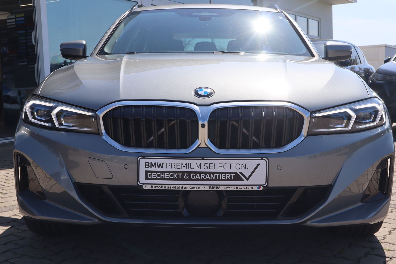 BMW 318i Touring DAB LED Komfortzg Memory foto 2