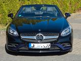 Mercedes-Benz SLC 180  AMG-Line / AMG-Sportfahrwerk / AIRSCARF - Mercedes-Benz SLC 180 mit Benzin-Antrieb: Automatik