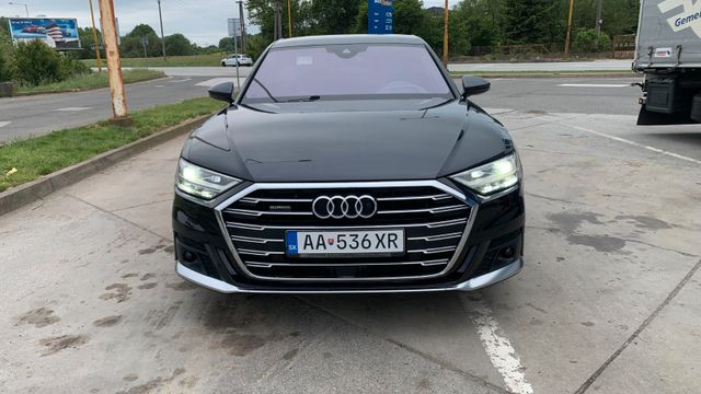 AUDI A8 55 TFSI quattro tiptronic -