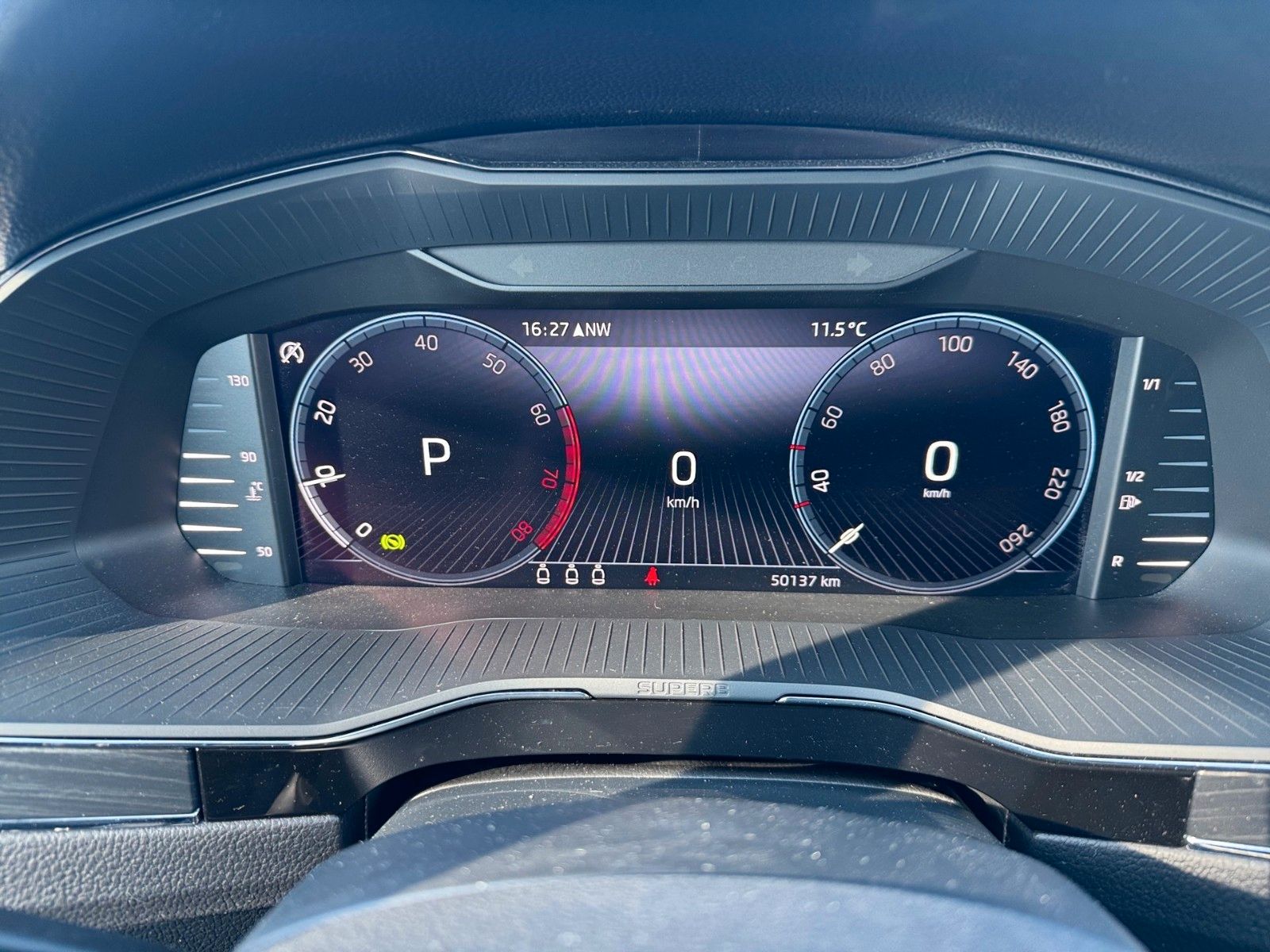 Fahrzeugabbildung SKODA Superb Combi Style 2.0 TSI
