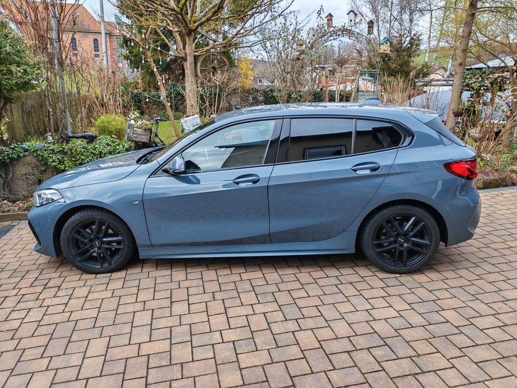 Image of BMW 118
