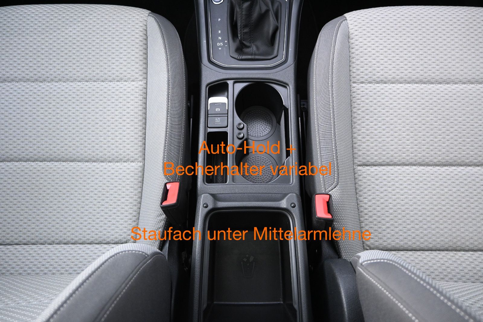Fahrzeugabbildung Volkswagen Touran 1.5 TSI DSG °ACC°AHK°PANO°STHEIZ°DYNAUDI°