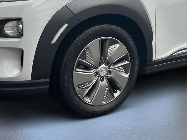 Fahrzeugabbildung Hyundai KONA Premium Elektro 2WD Navi Soundsystem LED AC