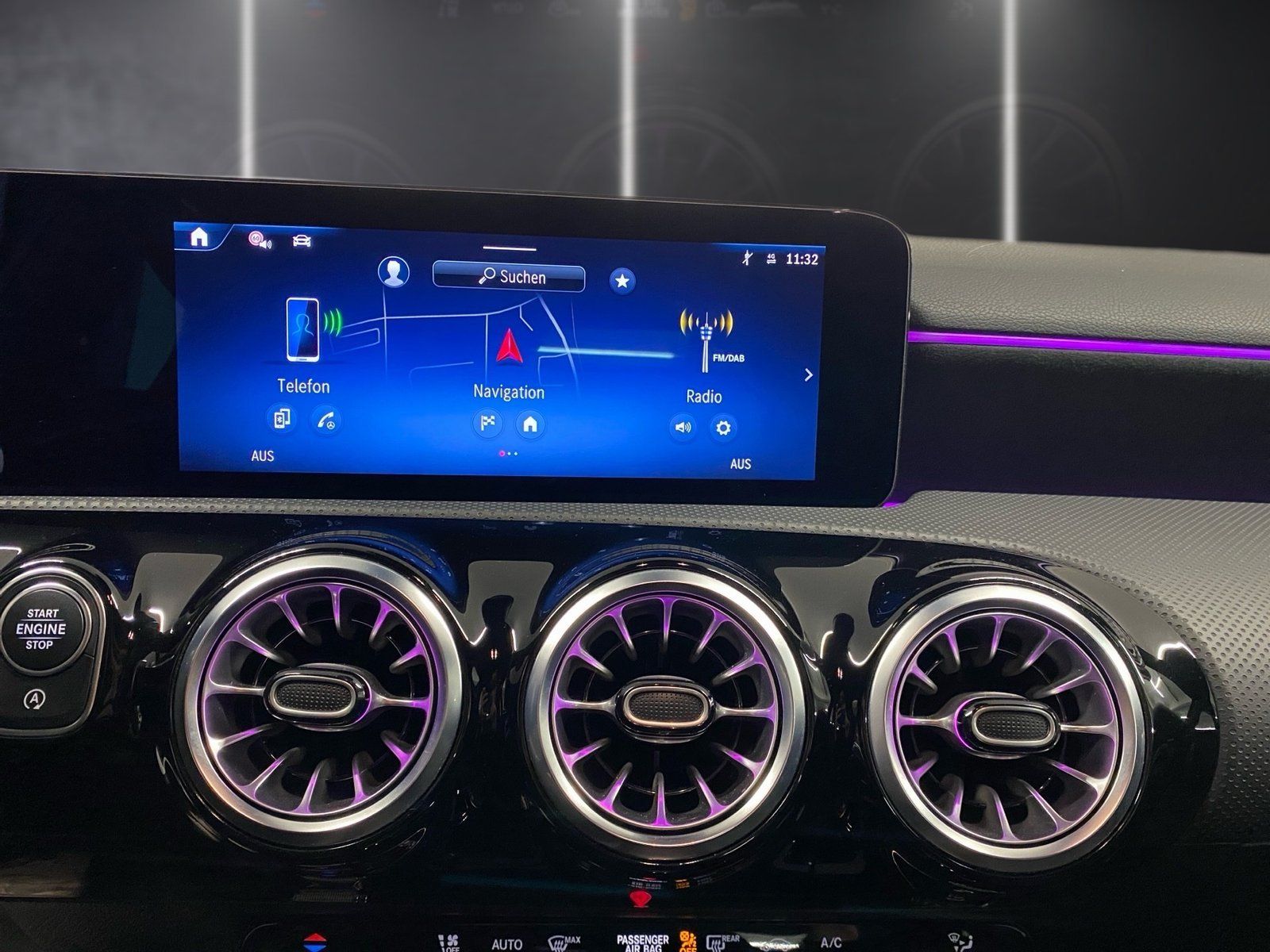Fahrzeugabbildung Mercedes-Benz A 180 AMG Line*LED*Kamera*CarPlay*Spurhalte*SHZ*