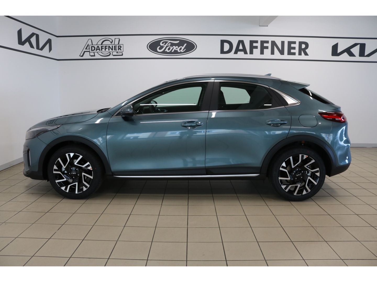 Fahrzeugabbildung Kia XCeed Spirit 1.4 T-GDI JBL Kamera LED Tempomat