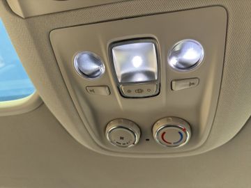 Peugeot Traveller Allure L2 Hdi 180 AHK+Leder+8-Sitzer