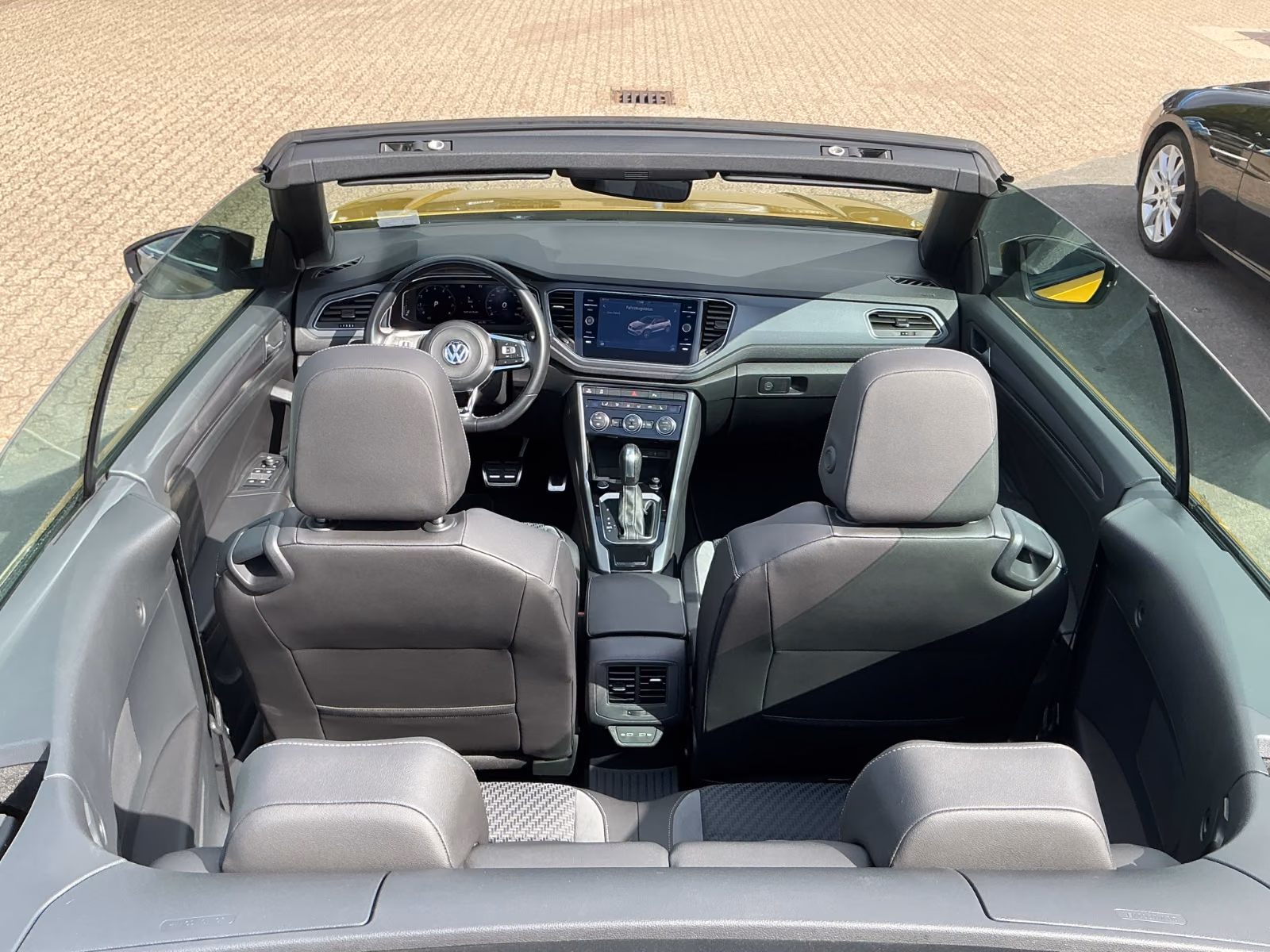 Volkswagen T-Roc Cabriolet R-Line DSG Carplay Navi Kamera, миниатюра 25