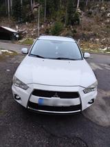 Mitsubishi MITSUBISHI Outlander II SUV (CW_W) 2.2 DI-... - Mitsubishi Outlander aus 2011 mit Diesel-Antrieb