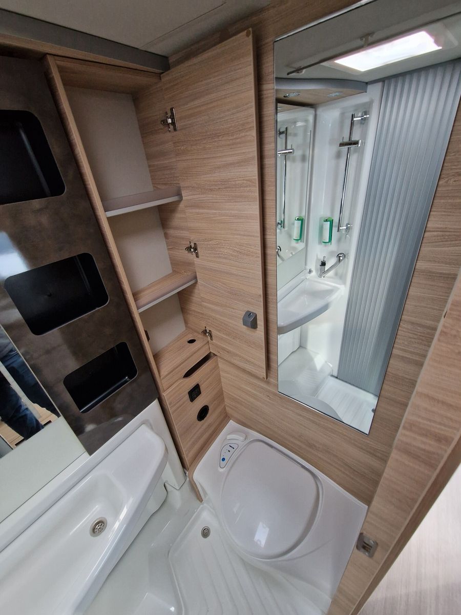 Fahrzeugabbildung Knaus Van TI PLUS PLATINUM SELECTION 650 MEG 90051UPE
