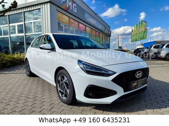 Hyundai i30 Rückfahrk./Apple & Android/ LED