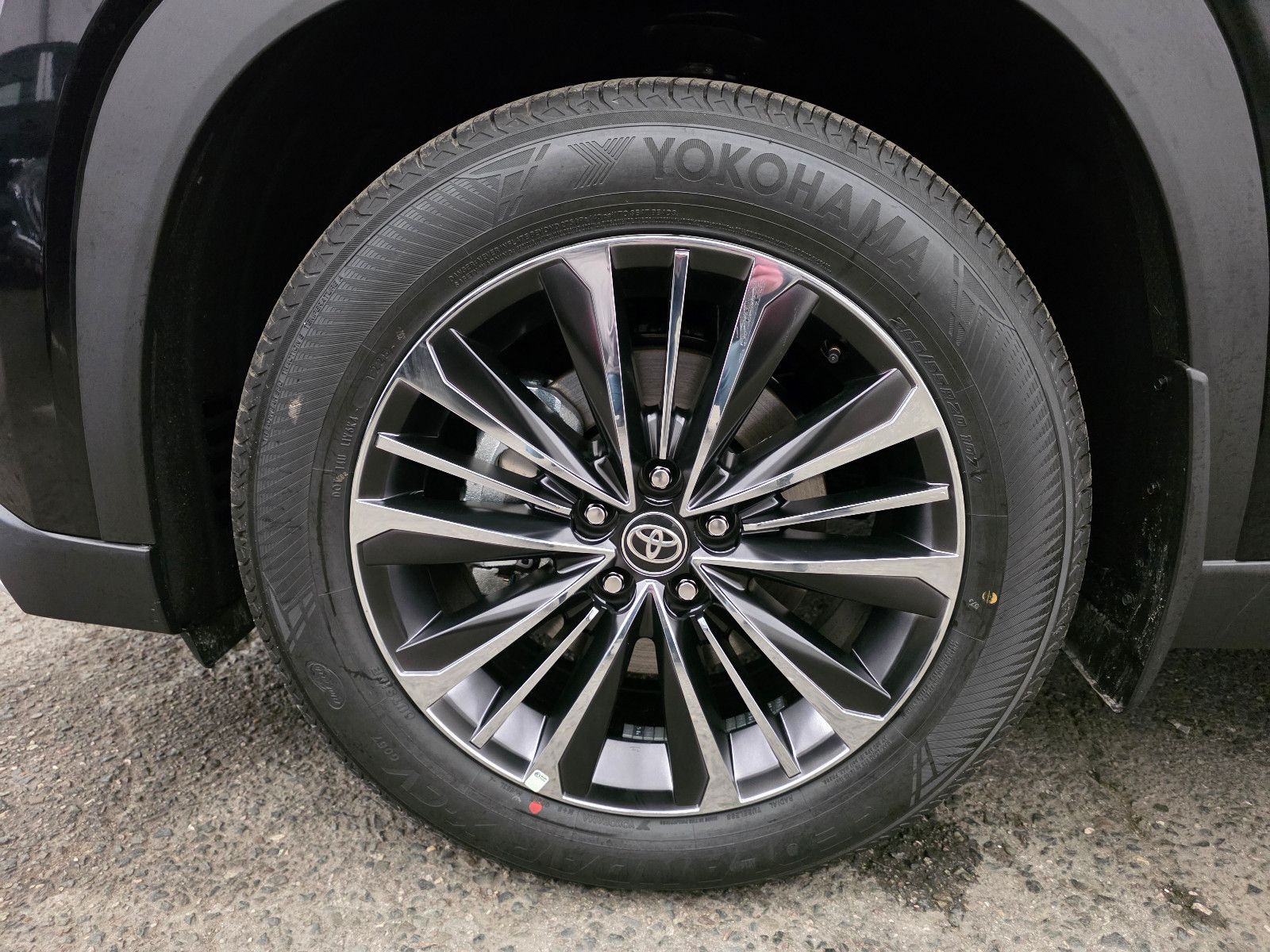 Fahrzeugabbildung Toyota GRAND Highlander Platinum Max T1: 68.000 EURO