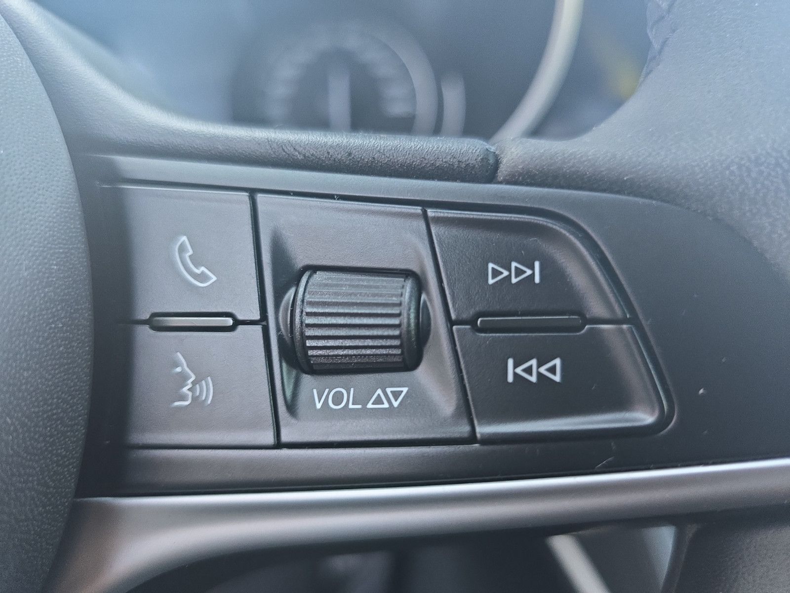 Fahrzeugabbildung Alfa Romeo Stelvio Super Q4 NAVI LEDER AUTOMATIK M+S