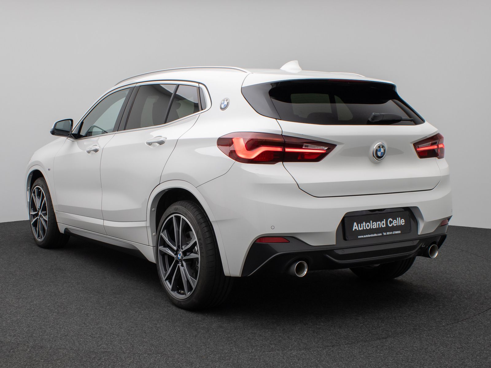 Fahrzeugabbildung BMW X2 xD20i M Sport Kamera HUD DAB Navi+ Alarm 19"