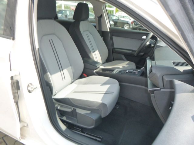 Fahrzeugabbildung Seat Leon Sportstourer 2,0 TDI >AUT/NAV/LED/SHZ/PDC<