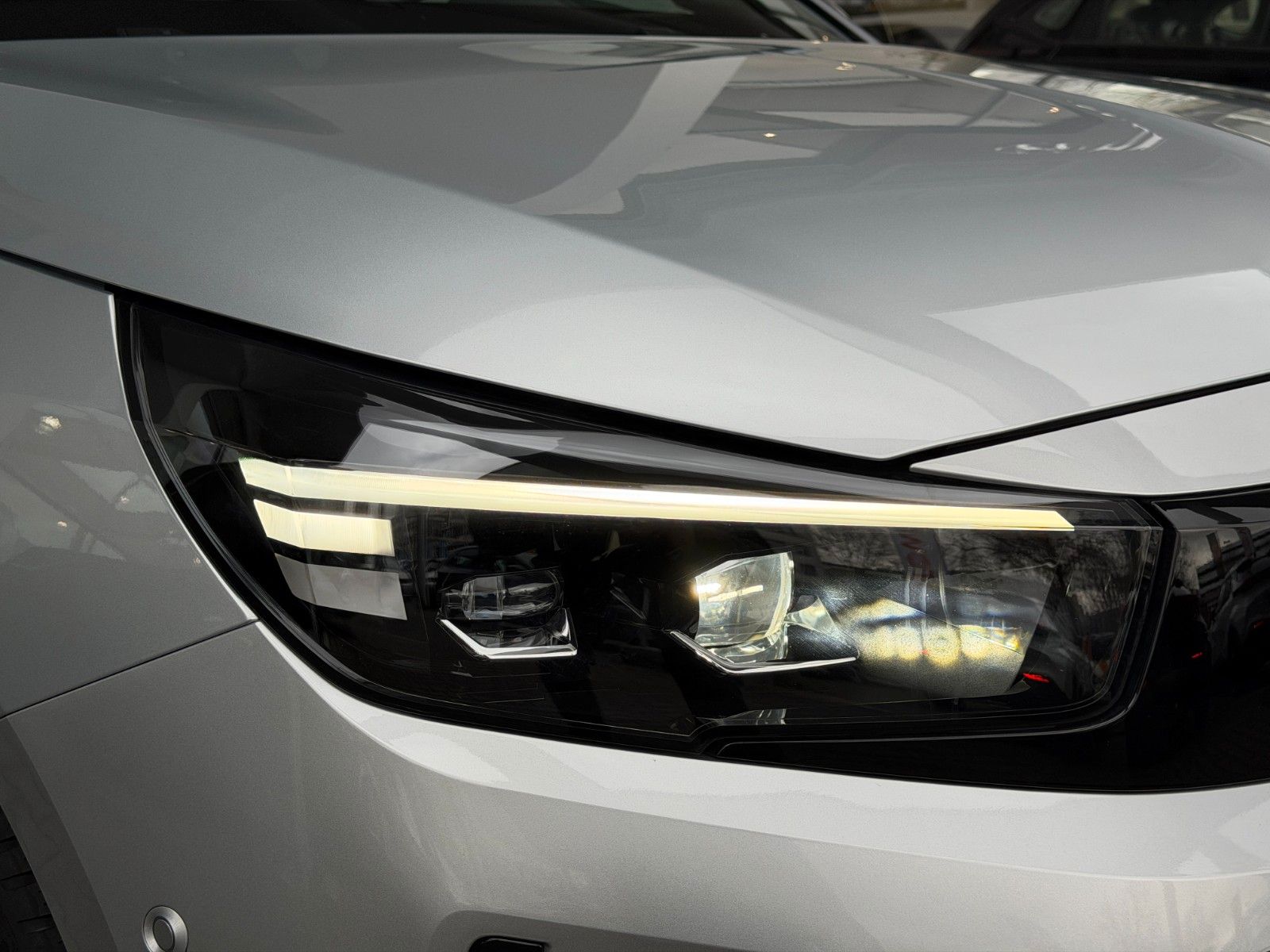 Fahrzeugabbildung Opel Corsa F GS 130 PS Automatik/Navi/Kamera!