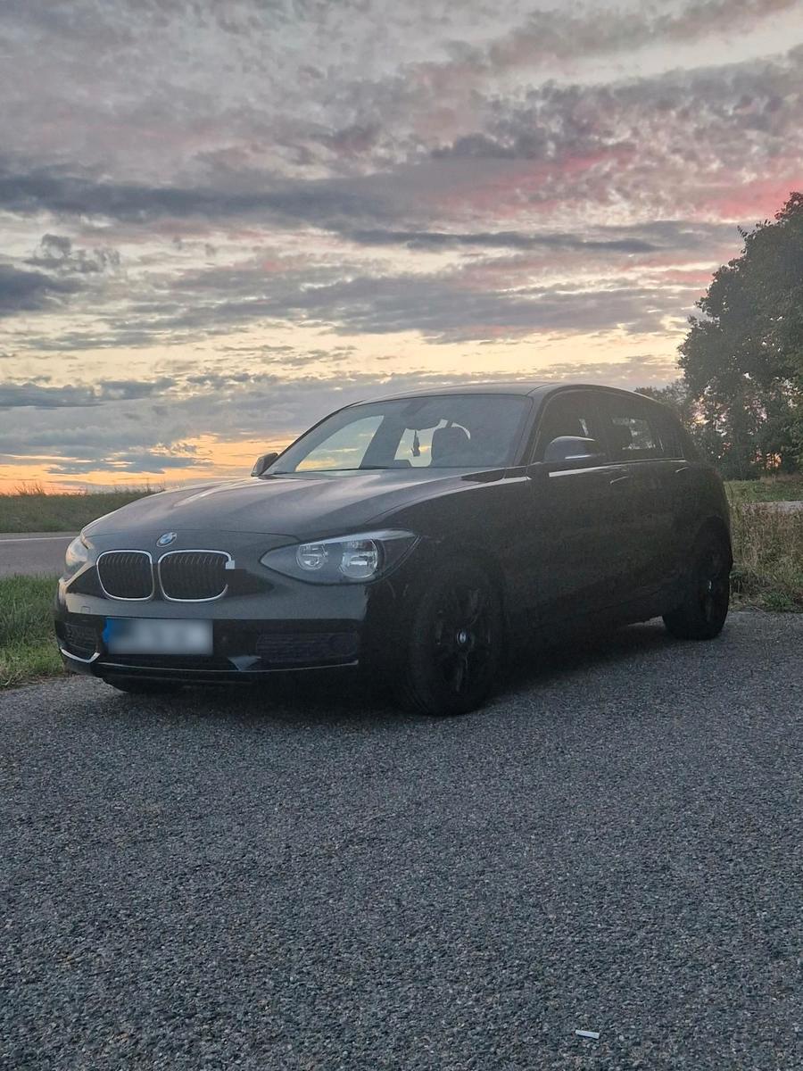 BMW 114