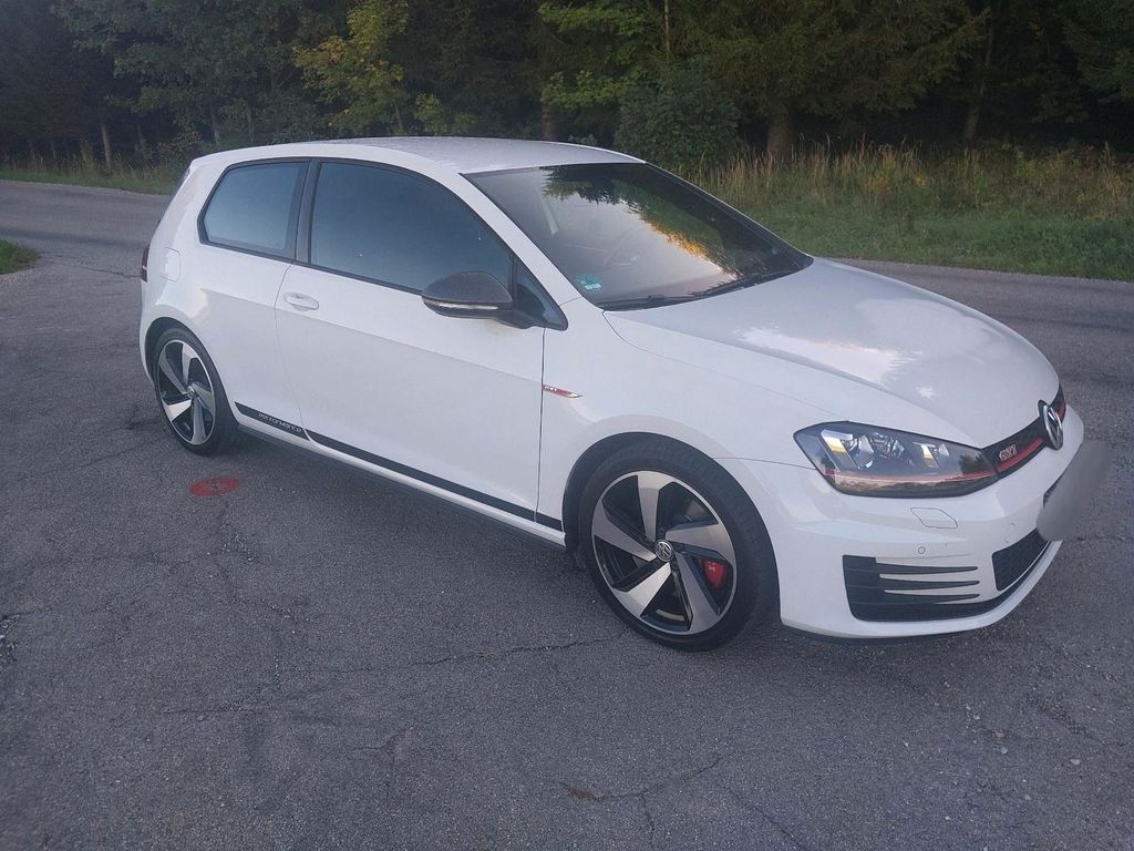 Image of Volkswagen Golf
