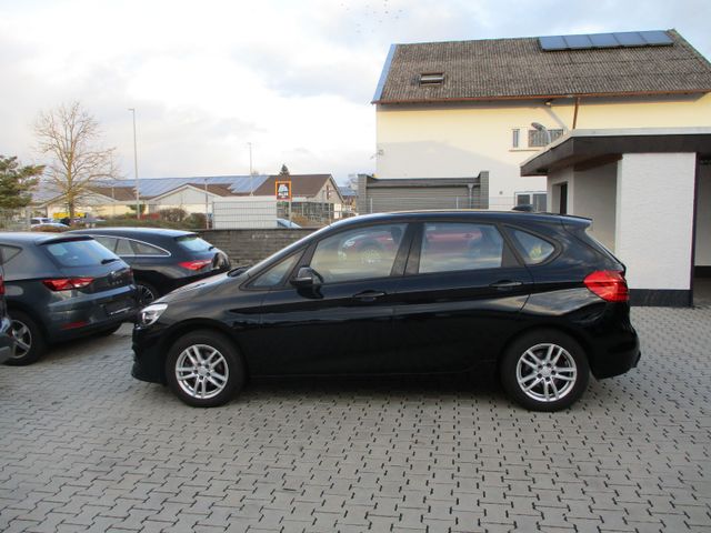 BMW 216d  NAVI PDC SITZH ALU