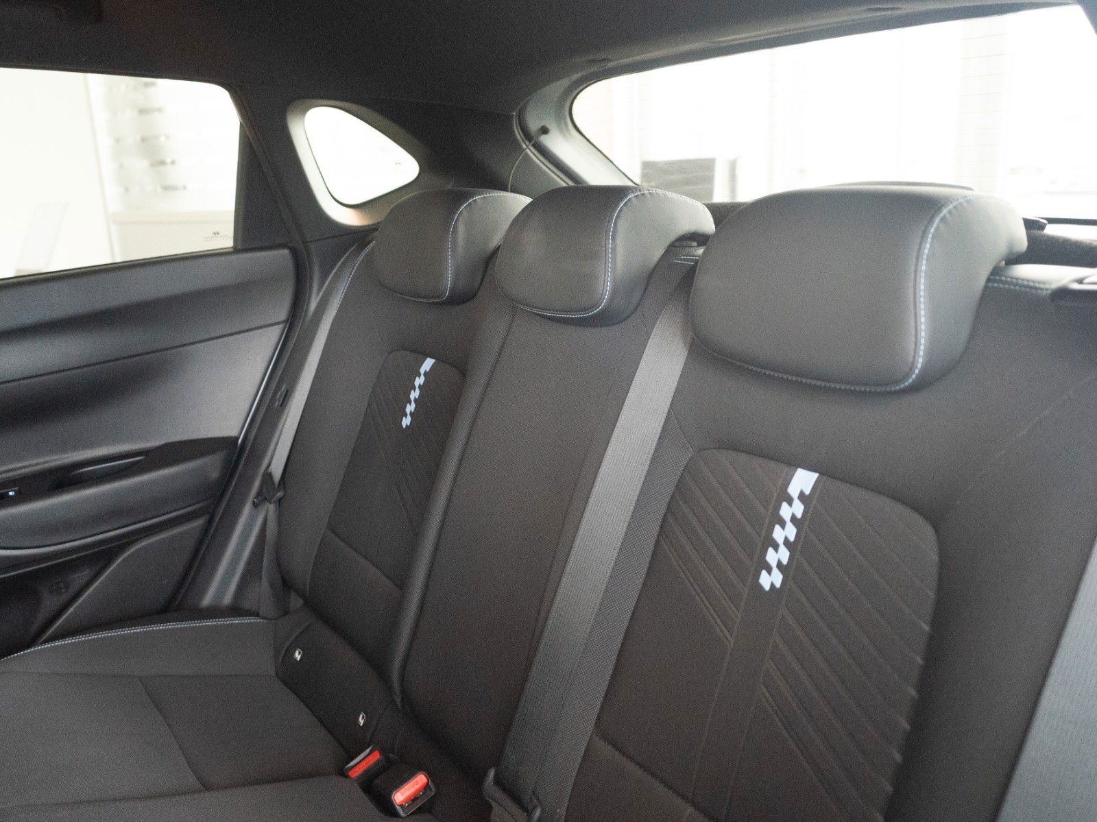 Fahrzeugabbildung Hyundai i20 N Performance SITZHZG. V+H/LENKRADHZG./BOSE