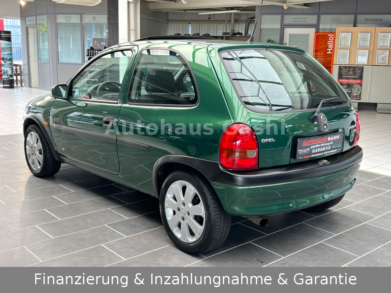 Fahrzeugabbildung Opel Corsa 1.4 16V Vogue*Automatik*Vollausstattung*SD