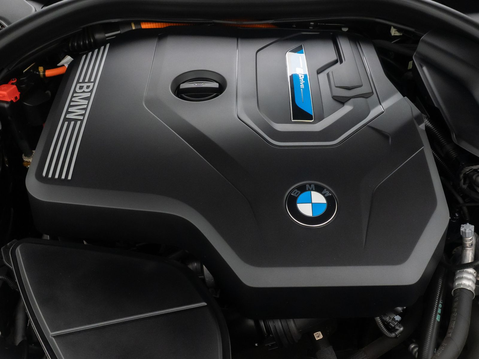 Fahrzeugabbildung BMW 520e Panorama 360°DAB H/K Leder AHK Sport 18Zoll