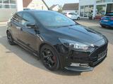 Ford Focus Lim. ST 5-türig - Ford Focus: Schwarz