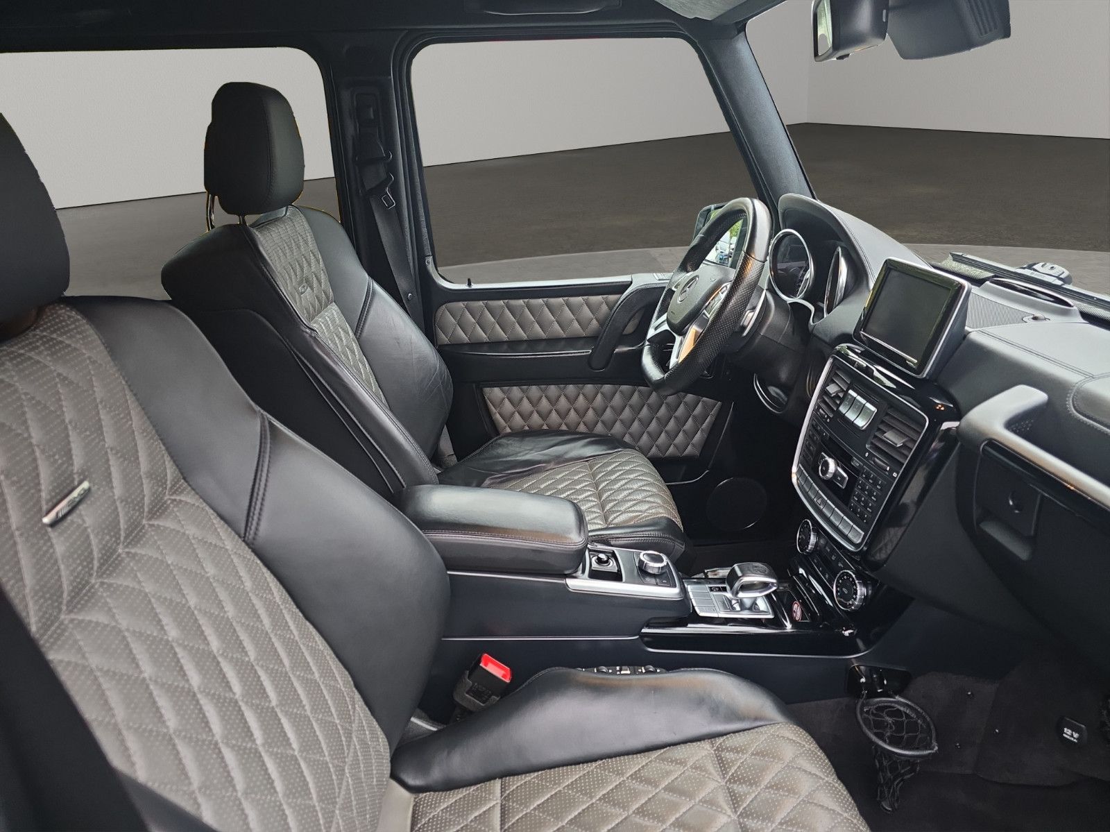 Fahrzeugabbildung Mercedes-Benz G 63 AMG G -Modell DESIGNO