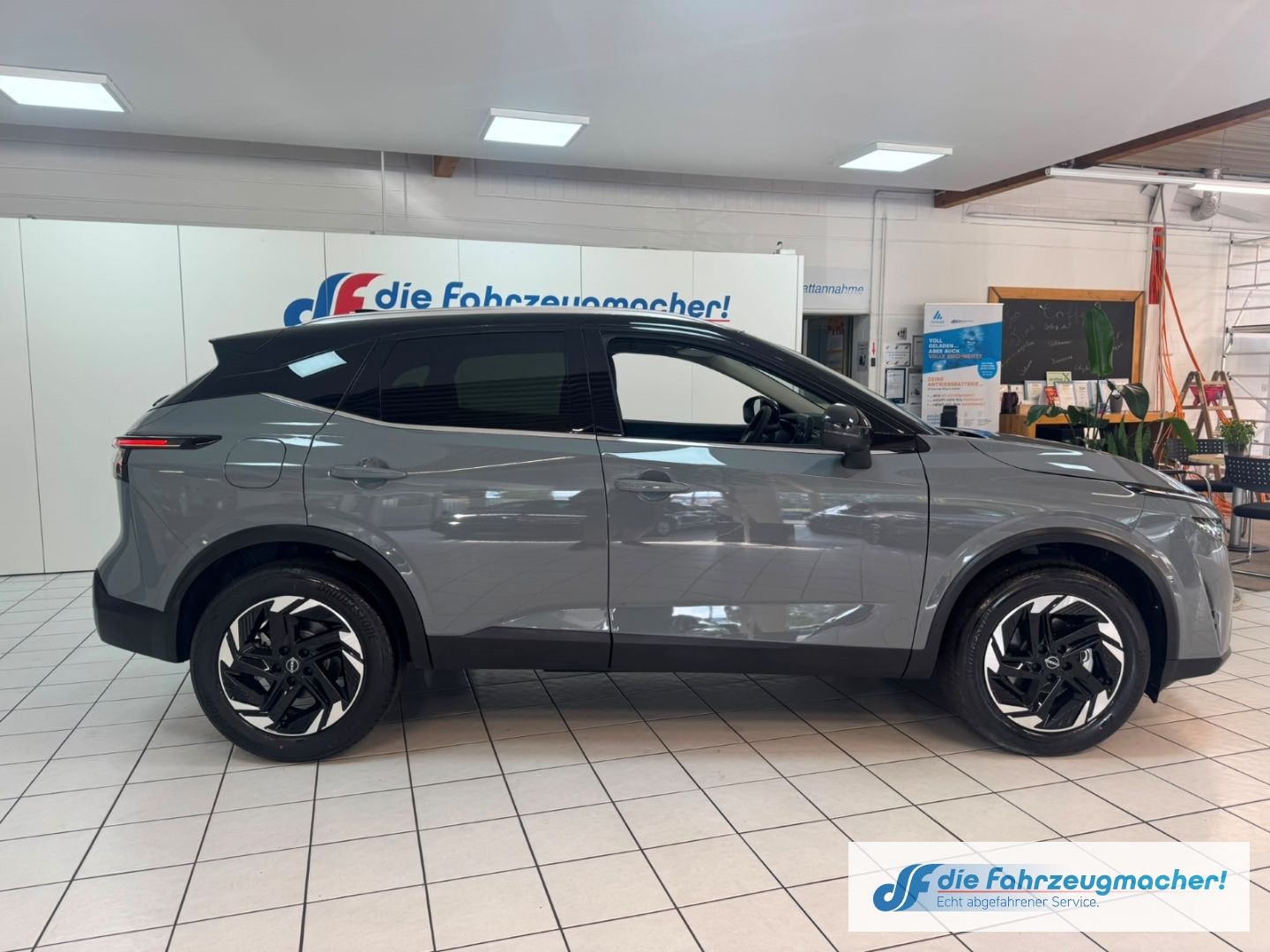 Fahrzeugabbildung Nissan Qashqai N-Connecta Navi 360 Kamera LED Apple Car