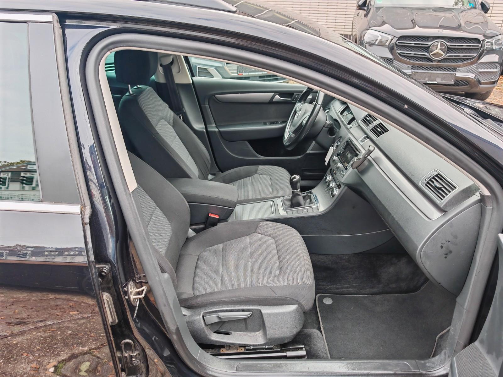 Volkswagen Passat 2014 — photo 13