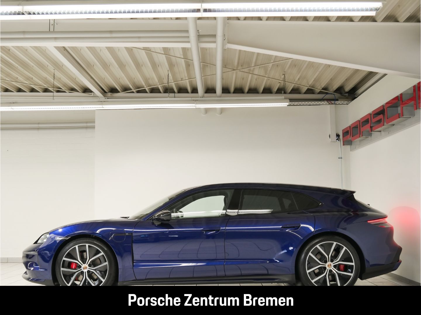 Porsche Taycan 4S Sport Turismo Black Edition Head-Up Di imagem 2