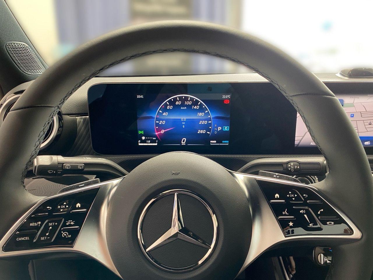 Mercedes-Benz A-Class Progressive PARK+DISTR+LED+DAB+MBUX, миниатюра 9