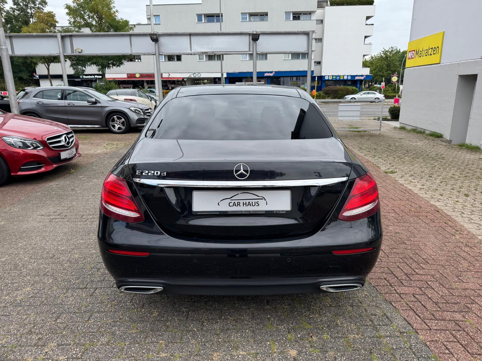 Mercedes-Benz E 220 d 9G-Tronic Avantgarde*Pano*Widescreen*