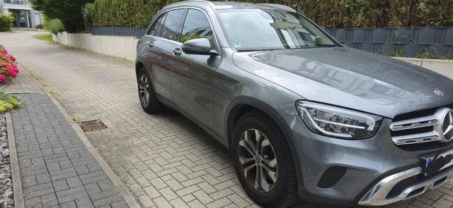 MERCEDES-BENZ  GLC 220 d 4MATIC | DISTRONIC | AHK | Garantie 