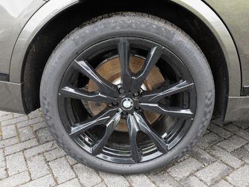 BMW X7 M60 - 10