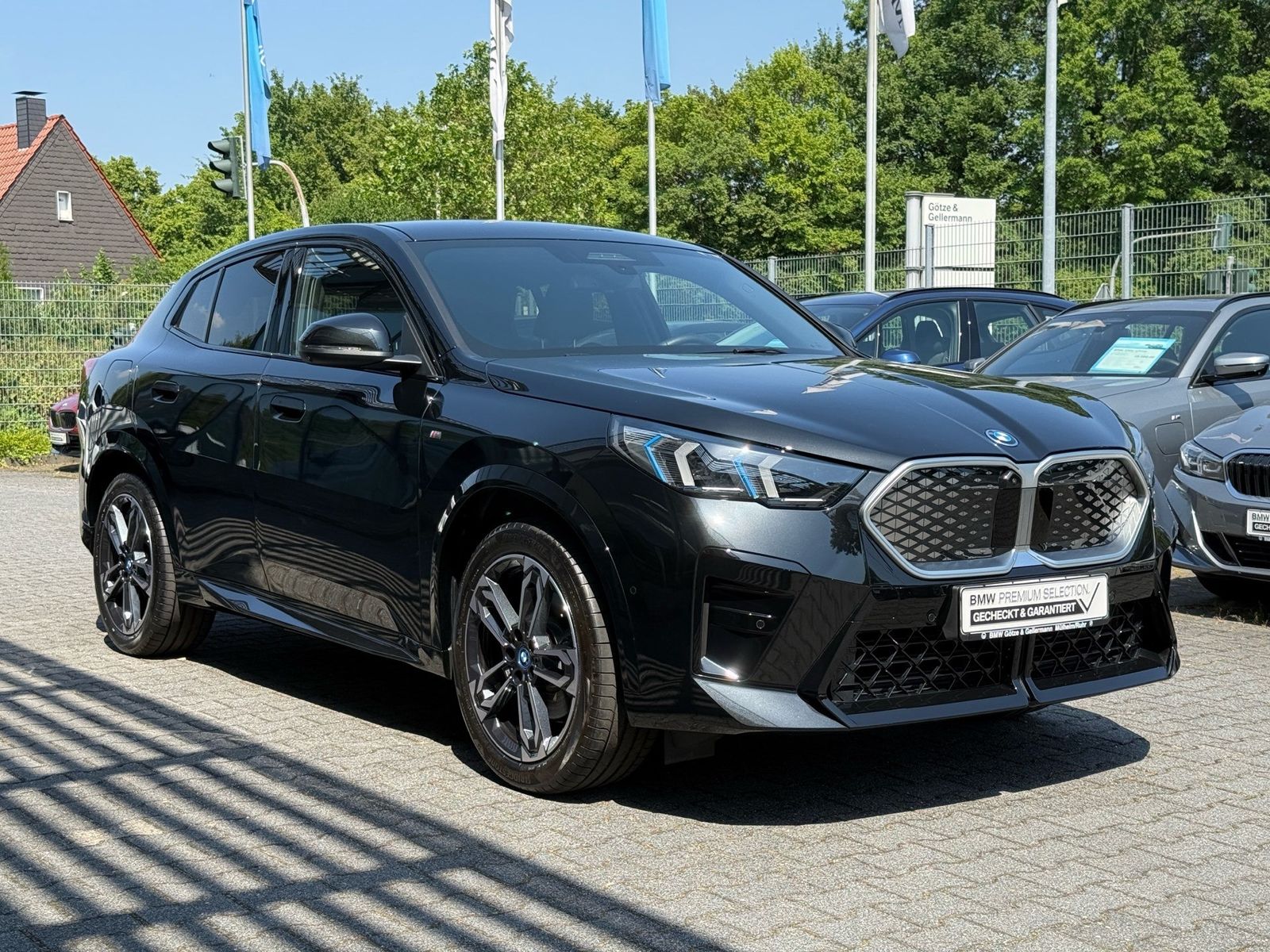 BMW iX2 - Bild 3